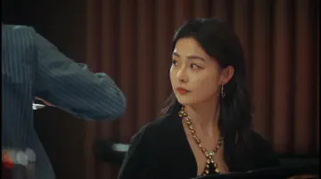 陈欣如略有些惊讶地望向吴宇伦